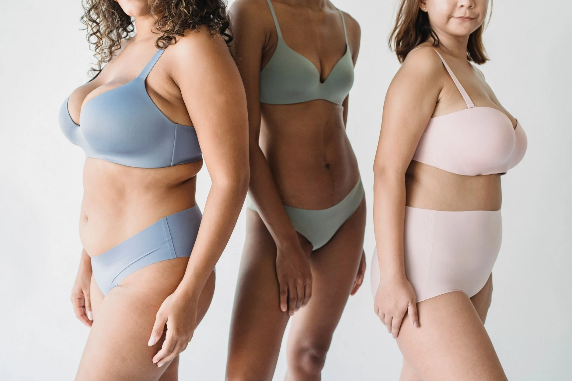 Diverse group of women celebrating their different body shapes in stylish outfits