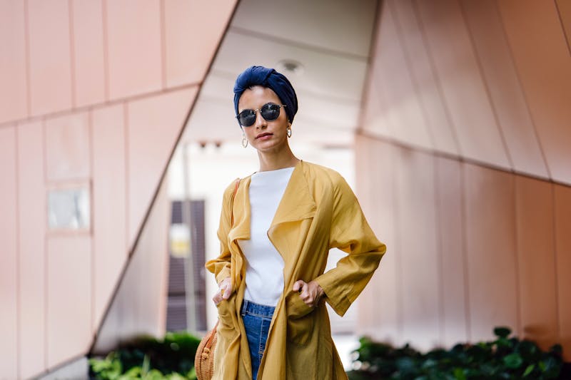 Classic style fashion - tailored blazer, white button-down shirt, timeless elegant outfit