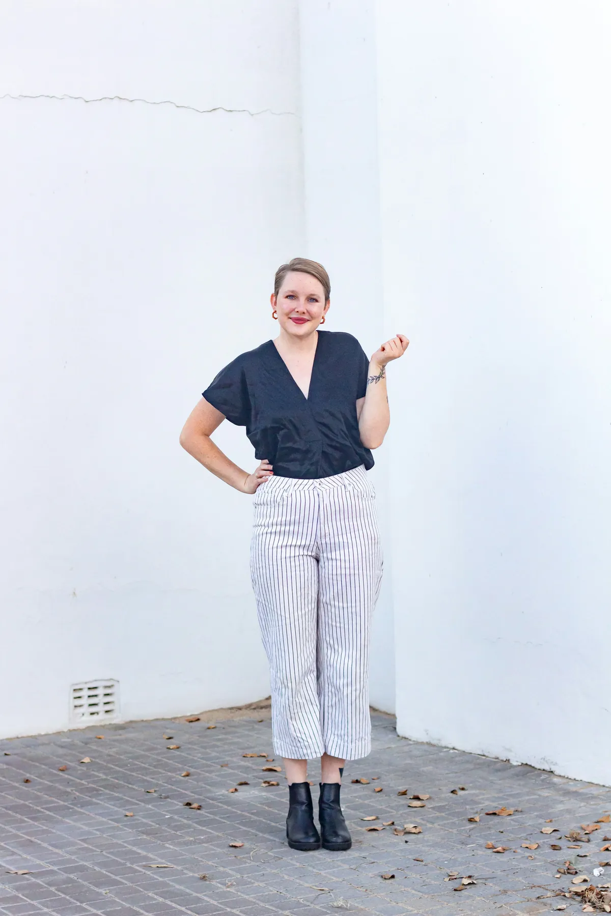 Pear body shape styling example with A-line skirt and structured top