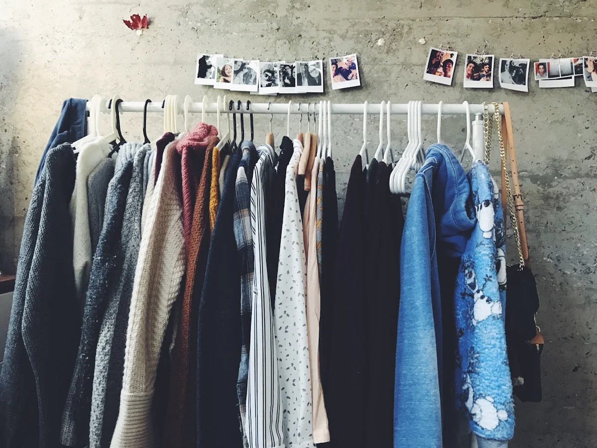 Capsule wardrobe pieces and clothing options for tall women