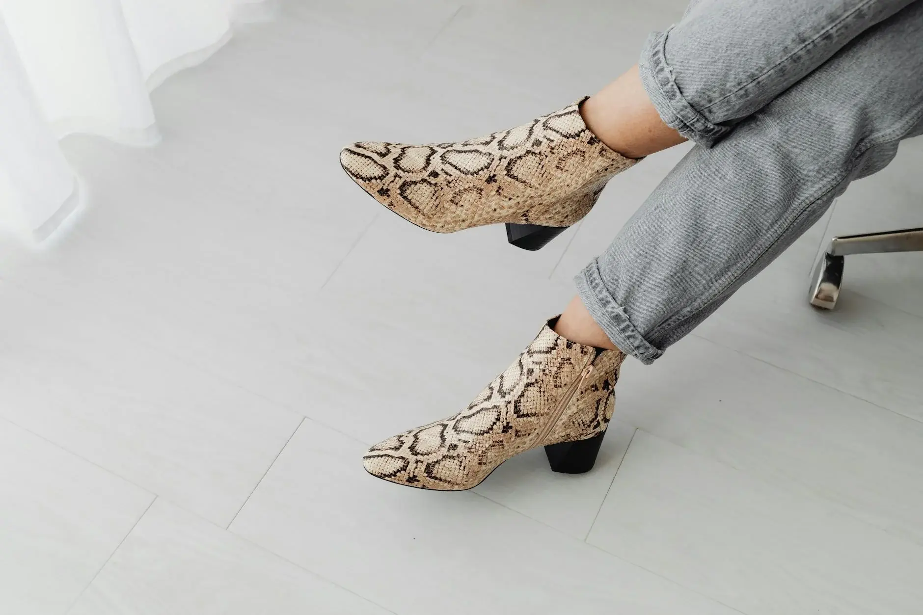 Women's spring ankle boots