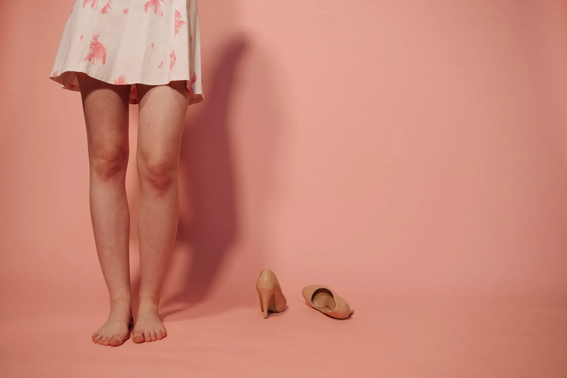 Fresh peach and cream outfit reflecting the warm, light Light Spring color palette