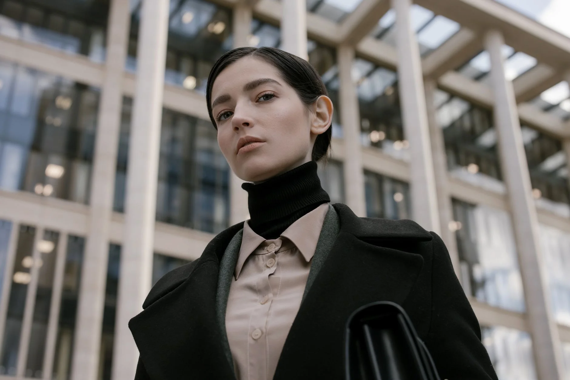 Woman with a square face shape, showing an angular, well-defined jawline